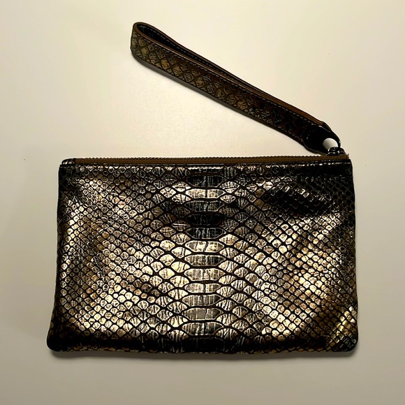 Henri Bendel bronze metallic python snakeskin zippered pouch wristlet - Picture 1 of 7